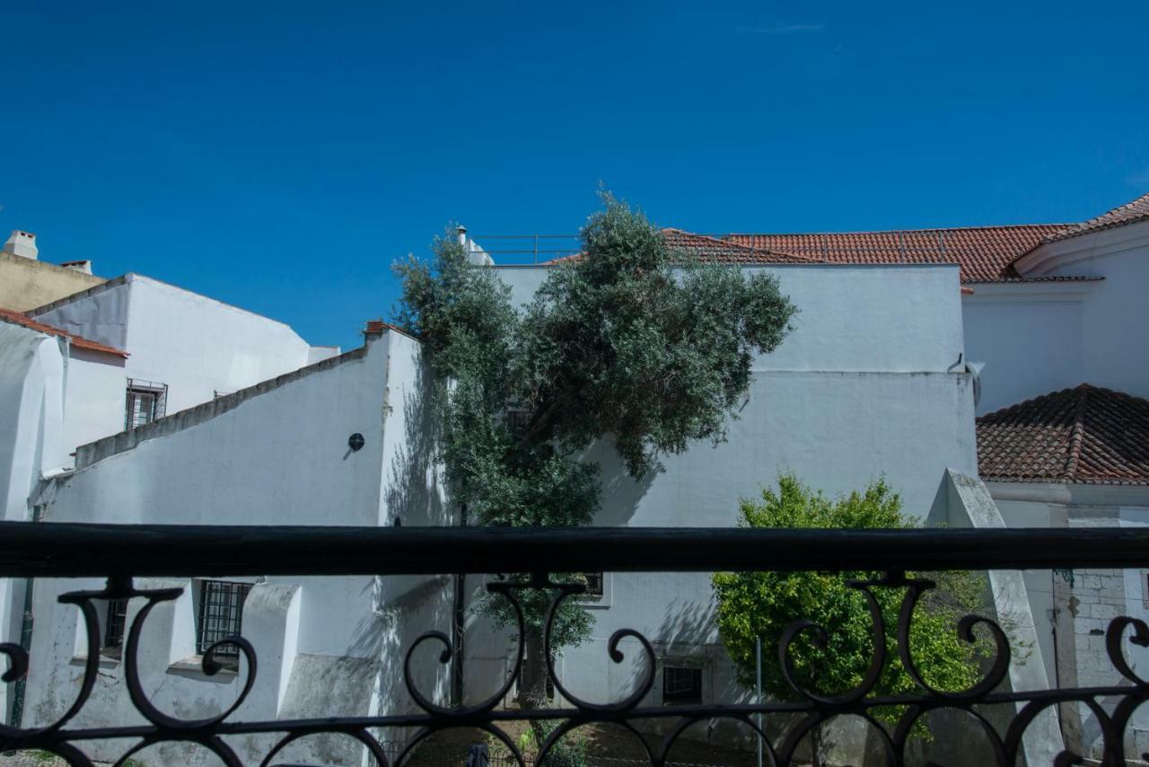 Portugal Here I Come - Alfama Lisbon Exterior photo